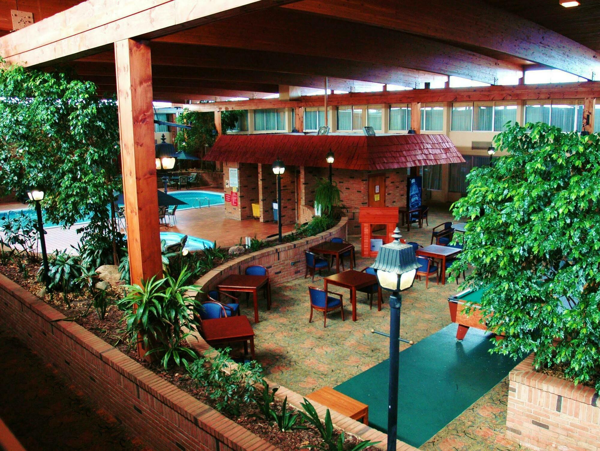 Travelodge By Wyndham Γκέιλορντ Εξωτερικό φωτογραφία